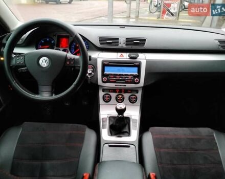 Серый Фольксваген Пассат, объемом двигателя 1.97 л и пробегом 262 тыс. км за 8700 $, фото 19 на Automoto.ua