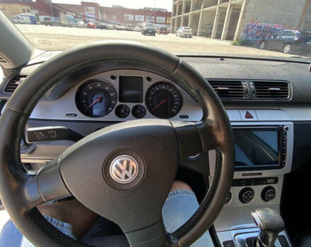 Серый Фольксваген Пассат, объемом двигателя 1.8 л и пробегом 300 тыс. км за 5400 $, фото 5 на Automoto.ua