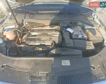 Серый Фольксваген Пассат, объемом двигателя 1.8 л и пробегом 261 тыс. км за 6300 $, фото 11 на Automoto.ua