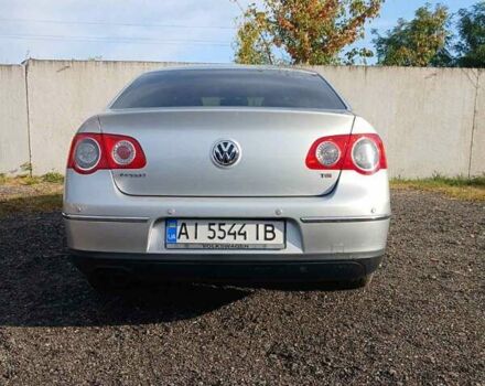 Серый Фольксваген Пассат, объемом двигателя 1.8 л и пробегом 231 тыс. км за 6900 $, фото 2 на Automoto.ua
