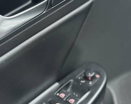 Серый Фольксваген Пассат, объемом двигателя 1.97 л и пробегом 275 тыс. км за 6950 $, фото 18 на Automoto.ua