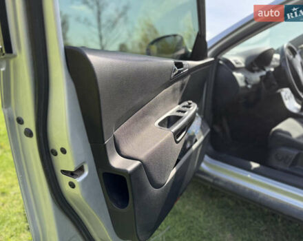 Сірий Фольксваген Пассат, об'ємом двигуна 1.9 л та пробігом 352 тис. км за 6400 $, фото 11 на Automoto.ua