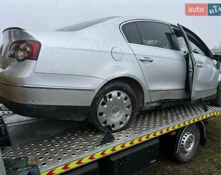 Сірий Фольксваген Пассат, об'ємом двигуна 1.8 л та пробігом 280 тис. км за 1450 $, фото 3 на Automoto.ua