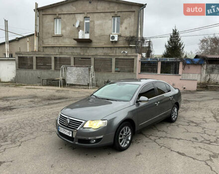 Сірий Фольксваген Пассат, об'ємом двигуна 2 л та пробігом 231 тис. км за 6250 $, фото 1 на Automoto.ua
