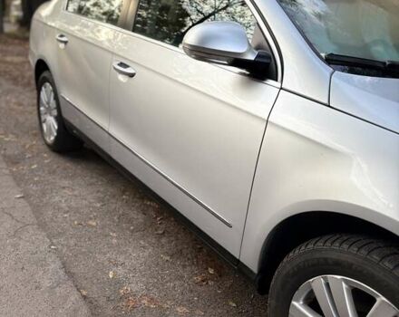 Серый Фольксваген Пассат, объемом двигателя 1.8 л и пробегом 128 тыс. км за 10700 $, фото 3 на Automoto.ua