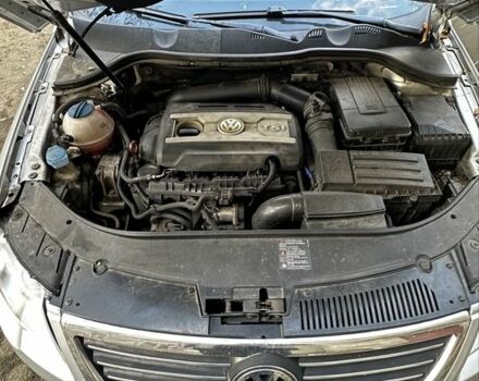 Серый Фольксваген Пассат, объемом двигателя 1.8 л и пробегом 478 тыс. км за 5700 $, фото 5 на Automoto.ua