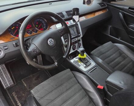 Серый Фольксваген Пассат, объемом двигателя 1.8 л и пробегом 239 тыс. км за 6799 $, фото 4 на Automoto.ua