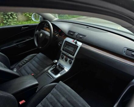 Серый Фольксваген Пассат, объемом двигателя 1.8 л и пробегом 240 тыс. км за 6499 $, фото 9 на Automoto.ua