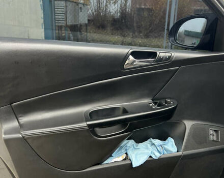 Серый Фольксваген Пассат, объемом двигателя 2 л и пробегом 176 тыс. км за 7000 $, фото 11 на Automoto.ua