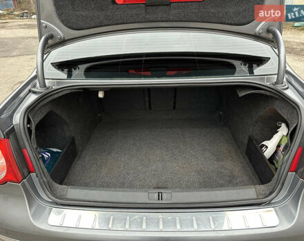 Сірий Фольксваген Пассат, об'ємом двигуна 2 л та пробігом 231 тис. км за 6250 $, фото 16 на Automoto.ua