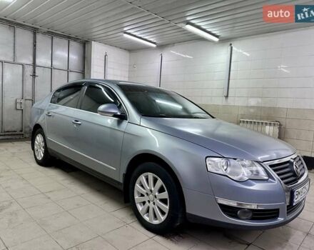 Серый Фольксваген Пассат, объемом двигателя 1.8 л и пробегом 290 тыс. км за 5499 $, фото 9 на Automoto.ua