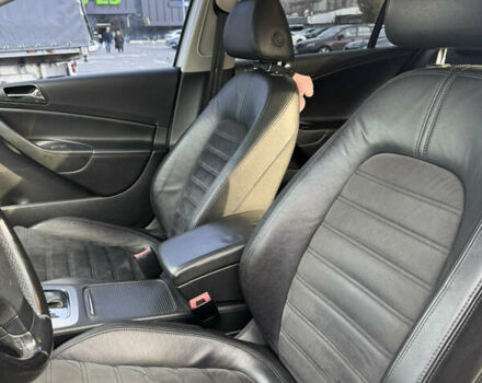 Серый Фольксваген Пассат, объемом двигателя 1.8 л и пробегом 267 тыс. км за 7300 $, фото 12 на Automoto.ua