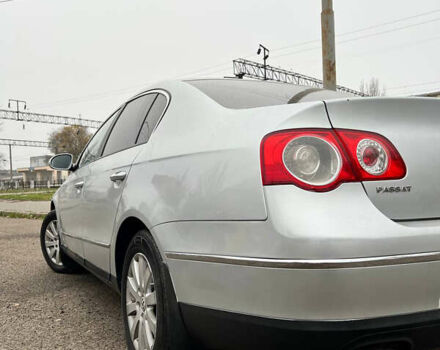 Сірий Фольксваген Пассат, об'ємом двигуна 1.8 л та пробігом 250 тис. км за 5800 $, фото 5 на Automoto.ua