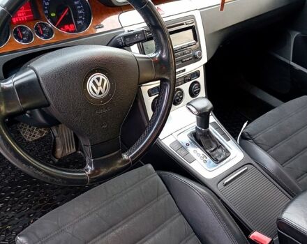 Серый Фольксваген Пассат, объемом двигателя 1.8 л и пробегом 200 тыс. км за 6200 $, фото 1 на Automoto.ua