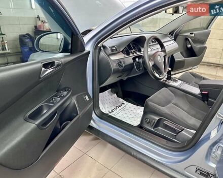 Серый Фольксваген Пассат, объемом двигателя 1.8 л и пробегом 290 тыс. км за 5499 $, фото 25 на Automoto.ua