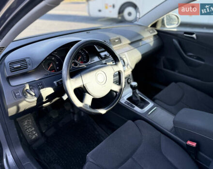 Серый Фольксваген Пассат, объемом двигателя 2 л и пробегом 309 тыс. км за 5900 $, фото 21 на Automoto.ua