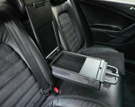 Серый Фольксваген Пассат, объемом двигателя 1.8 л и пробегом 240 тыс. км за 6499 $, фото 22 на Automoto.ua