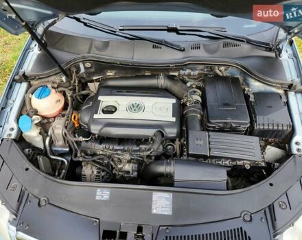 Серый Фольксваген Пассат, объемом двигателя 1.8 л и пробегом 230 тыс. км за 7500 $, фото 31 на Automoto.ua