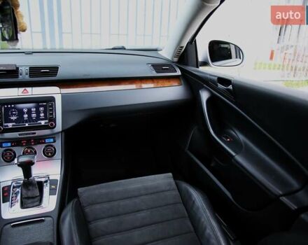 Сірий Фольксваген Пассат, об'ємом двигуна 1.8 л та пробігом 241 тис. км за 6900 $, фото 12 на Automoto.ua