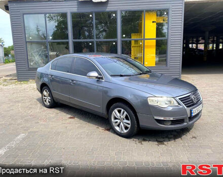 Сірий Фольксваген Пассат, об'ємом двигуна 1.8 л та пробігом 250 тис. км за 4450 $, фото 6 на Automoto.ua