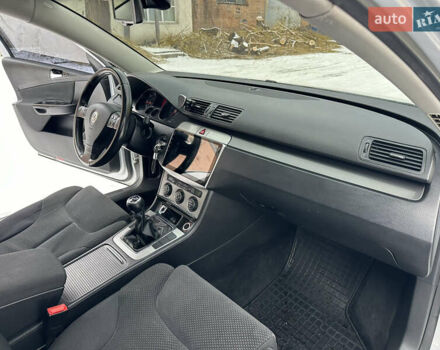 Сірий Фольксваген Пассат, об'ємом двигуна 2 л та пробігом 272 тис. км за 6999 $, фото 29 на Automoto.ua