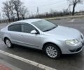 Серый Фольксваген Пассат, объемом двигателя 2 л и пробегом 300 тыс. км за 7000 $, фото 1 на Automoto.ua