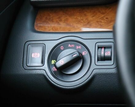 Сірий Фольксваген Пассат, об'ємом двигуна 1.8 л та пробігом 241 тис. км за 6900 $, фото 19 на Automoto.ua