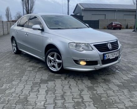 Серый Фольксваген Пассат, объемом двигателя 1.8 л и пробегом 200 тыс. км за 4550 $, фото 1 на Automoto.ua