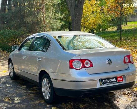 Серый Фольксваген Пассат, объемом двигателя 1.8 л и пробегом 258 тыс. км за 7390 $, фото 7 на Automoto.ua