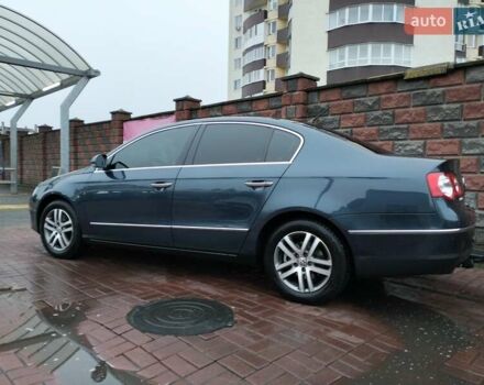 Серый Фольксваген Пассат, объемом двигателя 1.97 л и пробегом 262 тыс. км за 8700 $, фото 7 на Automoto.ua