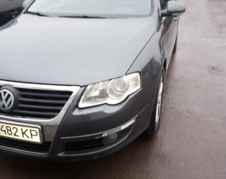 Серый Фольксваген Пассат, объемом двигателя 2 л и пробегом 260 тыс. км за 8500 $, фото 1 на Automoto.ua