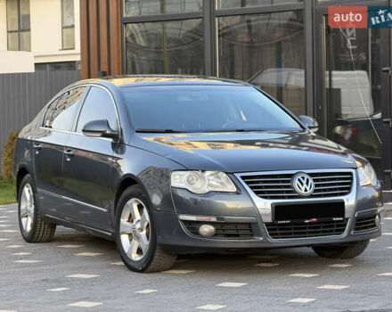 Сірий Фольксваген Пассат, об'ємом двигуна 2 л та пробігом 310 тис. км за 5800 $, фото 1 на Automoto.ua