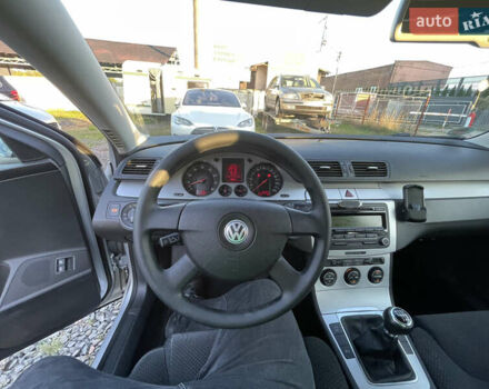 Сірий Фольксваген Пассат, об'ємом двигуна 1.4 л та пробігом 155 тис. км за 6400 $, фото 28 на Automoto.ua