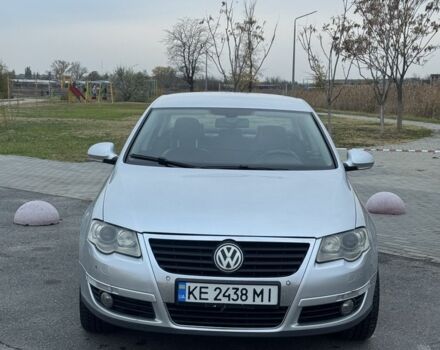 Серый Фольксваген Пассат, объемом двигателя 2 л и пробегом 212 тыс. км за 5800 $, фото 1 на Automoto.ua