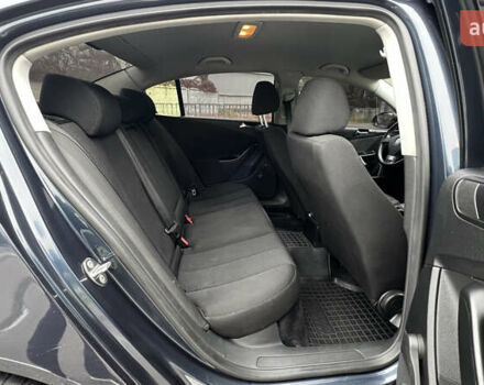 Серый Фольксваген Пассат, объемом двигателя 1.8 л и пробегом 292 тыс. км за 6500 $, фото 14 на Automoto.ua