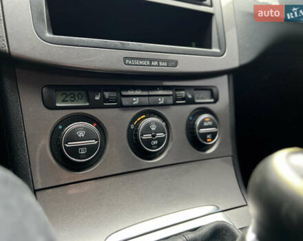 Серый Фольксваген Пассат, объемом двигателя 1.8 л и пробегом 292 тыс. км за 6500 $, фото 24 на Automoto.ua