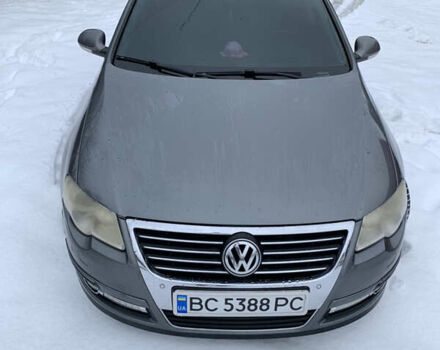 Сірий Фольксваген Пассат, об'ємом двигуна 1.8 л та пробігом 291 тис. км за 4950 $, фото 8 на Automoto.ua