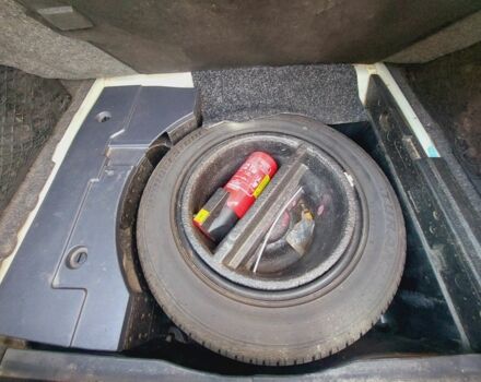 Сірий Фольксваген Пассат, об'ємом двигуна 2 л та пробігом 370 тис. км за 6200 $, фото 17 на Automoto.ua