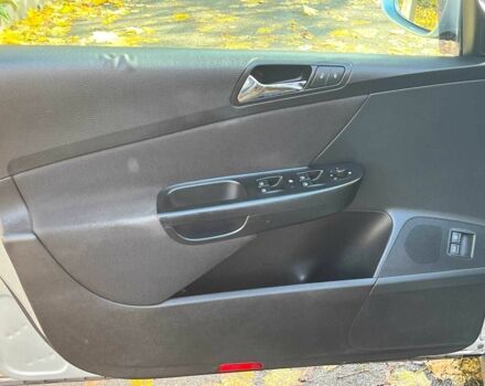 Сірий Фольксваген Пассат, об'ємом двигуна 1.8 л та пробігом 258 тис. км за 6890 $, фото 14 на Automoto.ua