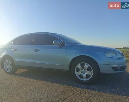 Серый Фольксваген Пассат, объемом двигателя 1.8 л и пробегом 261 тыс. км за 6300 $, фото 22 на Automoto.ua