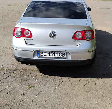 Серый Фольксваген Пассат, объемом двигателя 2 л и пробегом 320 тыс. км за 8000 $, фото 1 на Automoto.ua