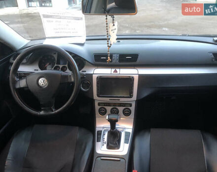 Сірий Фольксваген Пассат, об'ємом двигуна 1.8 л та пробігом 320 тис. км за 5550 $, фото 10 на Automoto.ua