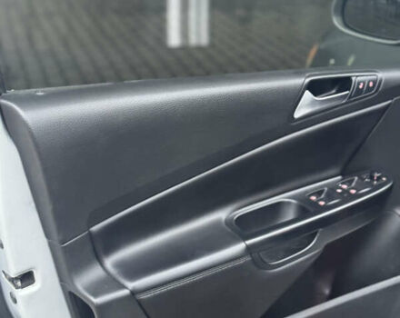 Серый Фольксваген Пассат, объемом двигателя 1.97 л и пробегом 275 тыс. км за 6950 $, фото 19 на Automoto.ua