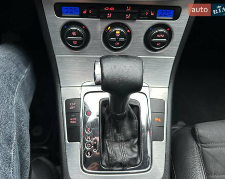 Сірий Фольксваген Пассат, об'ємом двигуна 2 л та пробігом 231 тис. км за 6250 $, фото 26 на Automoto.ua