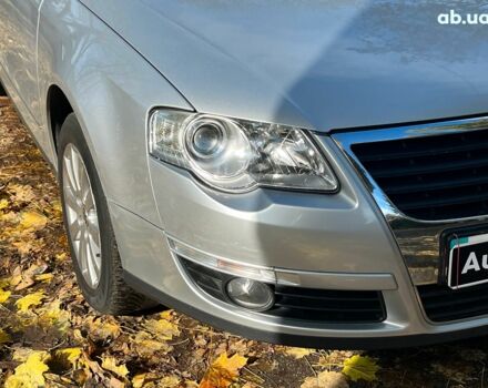 Серый Фольксваген Пассат, объемом двигателя 1.8 л и пробегом 258 тыс. км за 7390 $, фото 3 на Automoto.ua