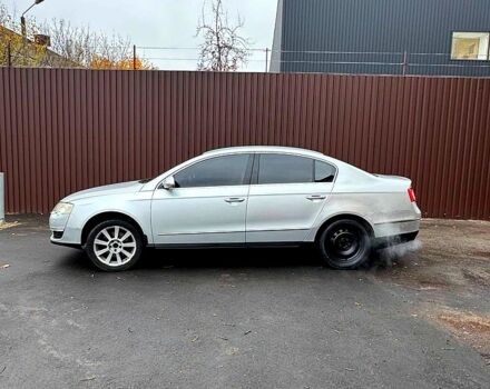 Серый Фольксваген Пассат, объемом двигателя 2 л и пробегом 220 тыс. км за 5500 $, фото 2 на Automoto.ua