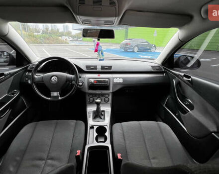 Серый Фольксваген Пассат, объемом двигателя 1.8 л и пробегом 292 тыс. км за 6500 $, фото 19 на Automoto.ua