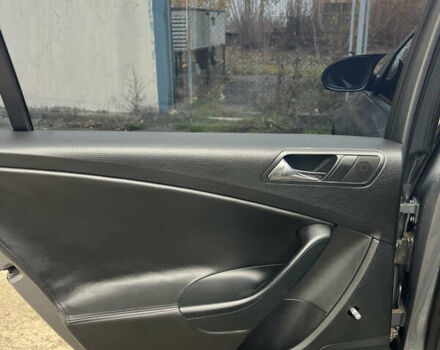 Серый Фольксваген Пассат, объемом двигателя 2 л и пробегом 176 тыс. км за 7000 $, фото 9 на Automoto.ua