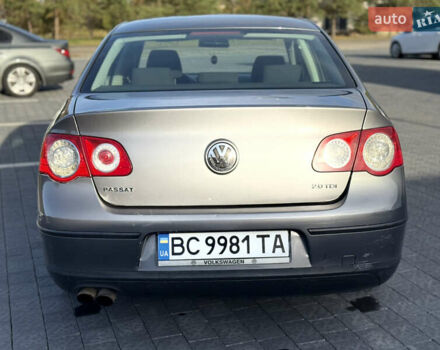 Серый Фольксваген Пассат, объемом двигателя 2 л и пробегом 309 тыс. км за 5900 $, фото 12 на Automoto.ua