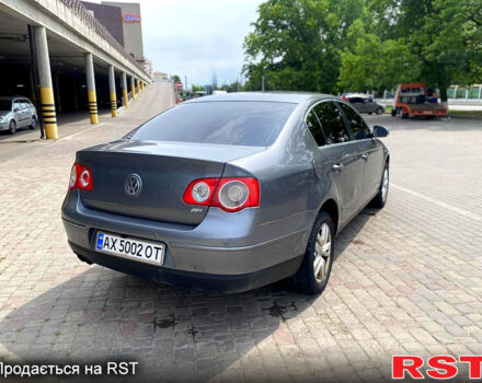 Сірий Фольксваген Пассат, об'ємом двигуна 1.8 л та пробігом 250 тис. км за 4450 $, фото 4 на Automoto.ua